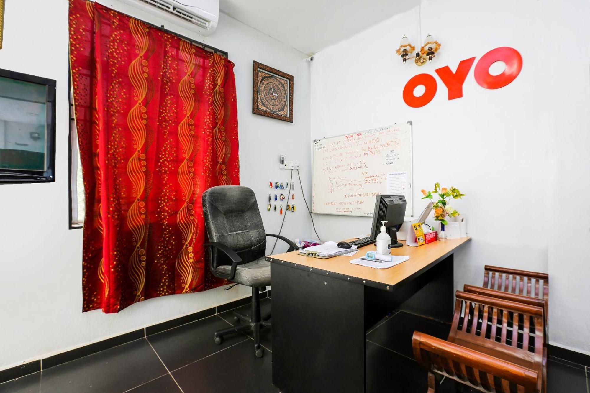 Oyo 89933 Nun Hotel Jeli Bagian luar foto